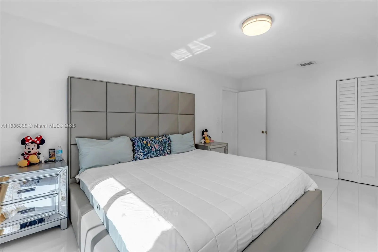 18088 SW 137th Path
