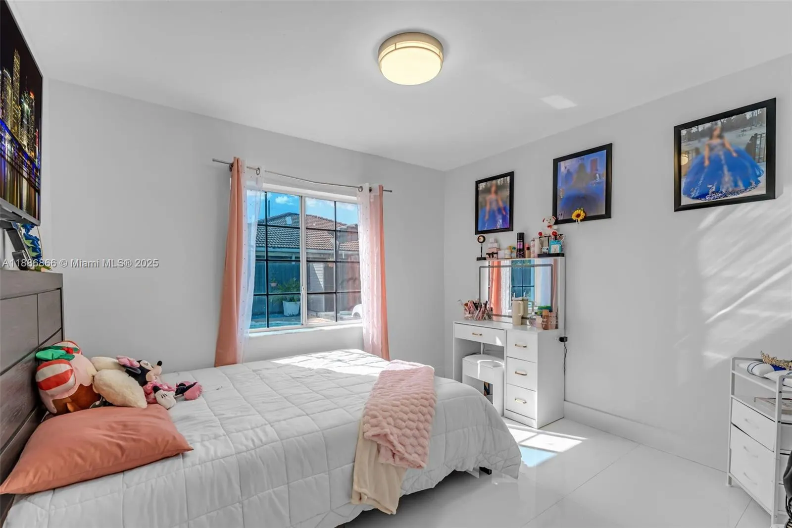18088 SW 137th Path