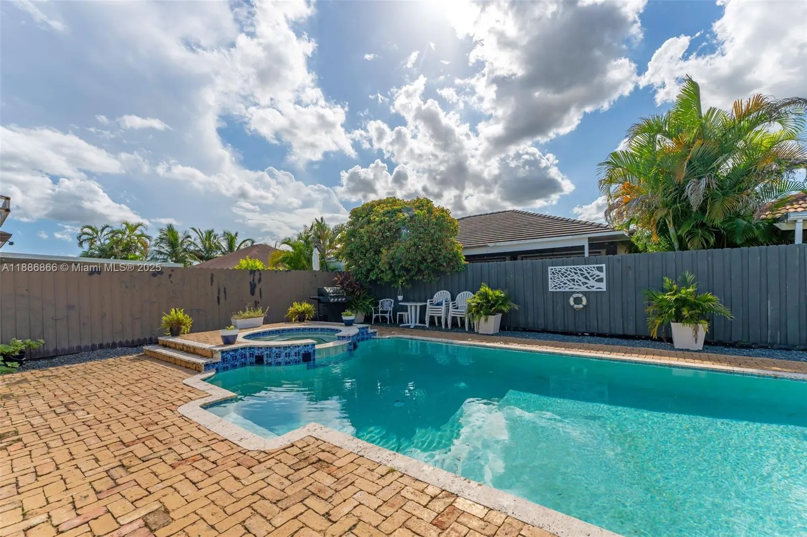 18088 SW 137th Path