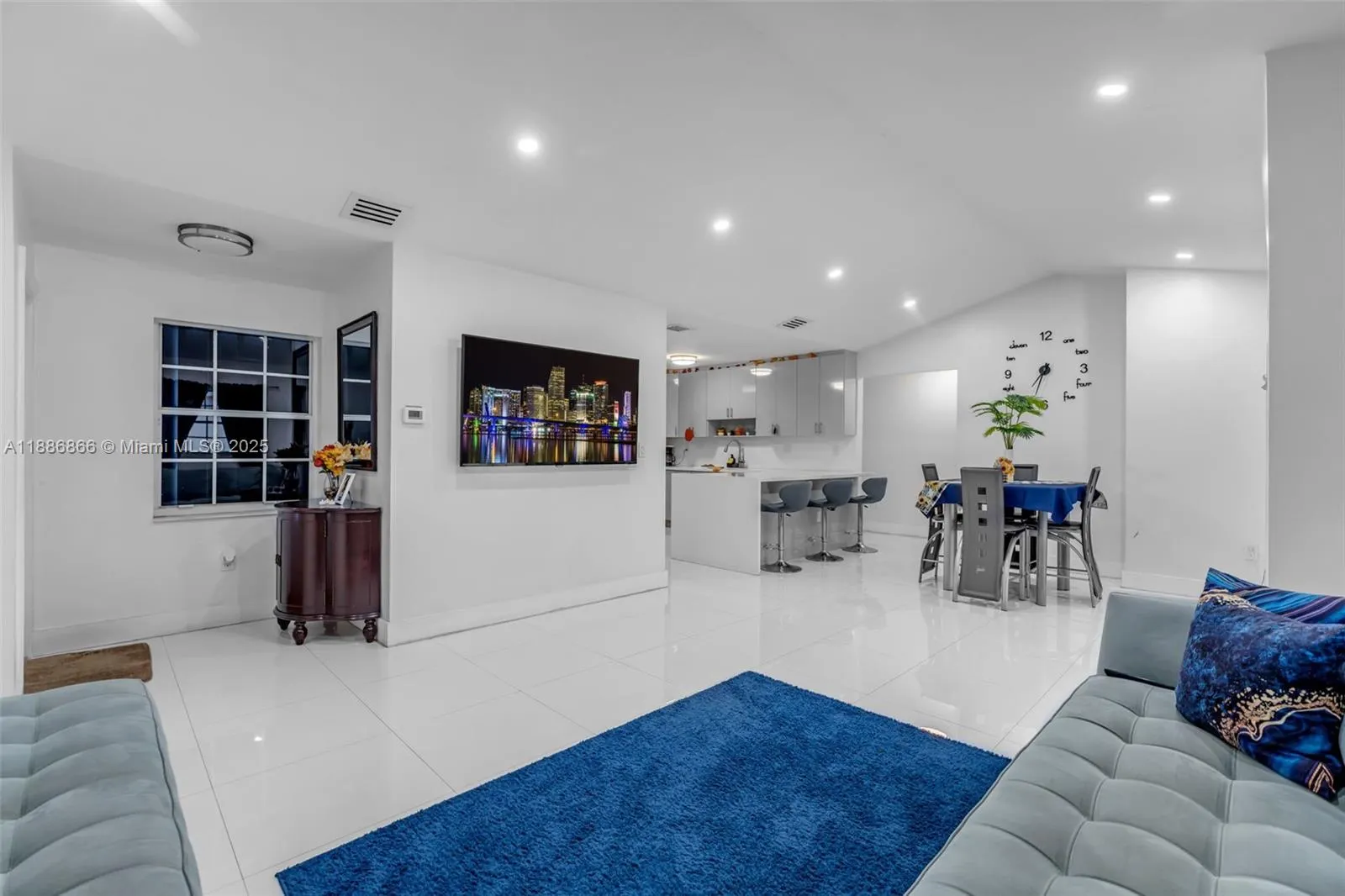 18088 SW 137th Path