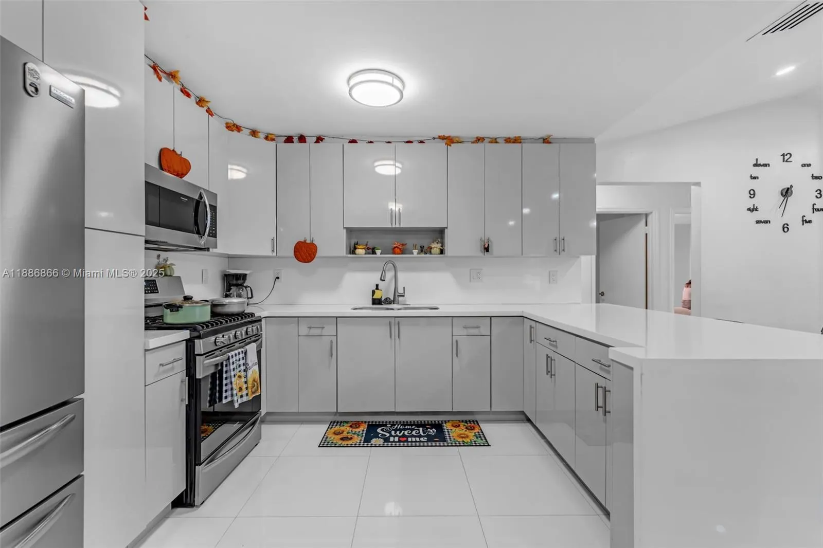 18088 SW 137th Path