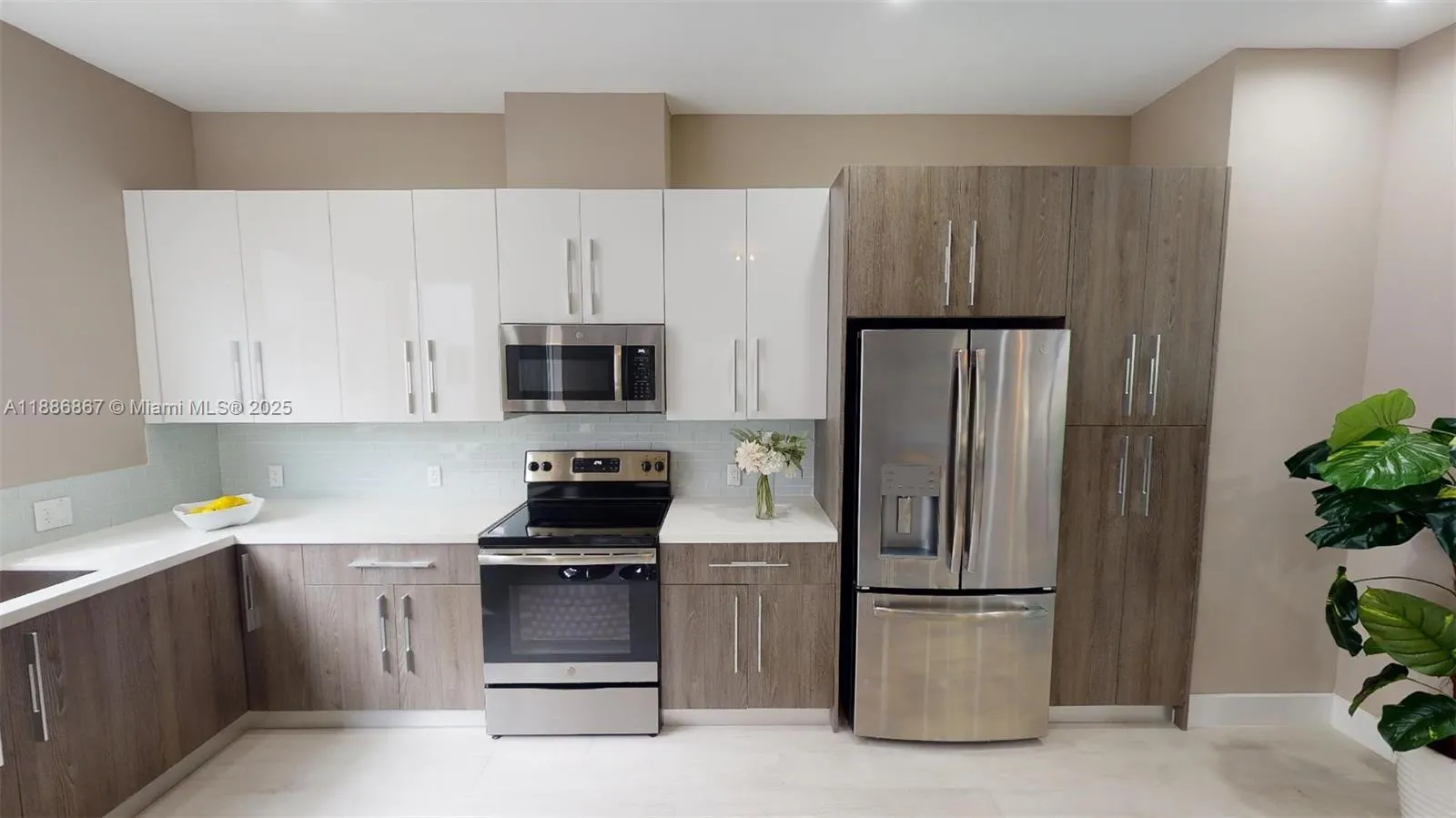 630 NE 12th Ave, #630