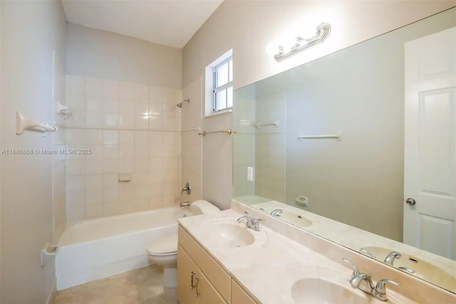 16498 SW 288 Ln