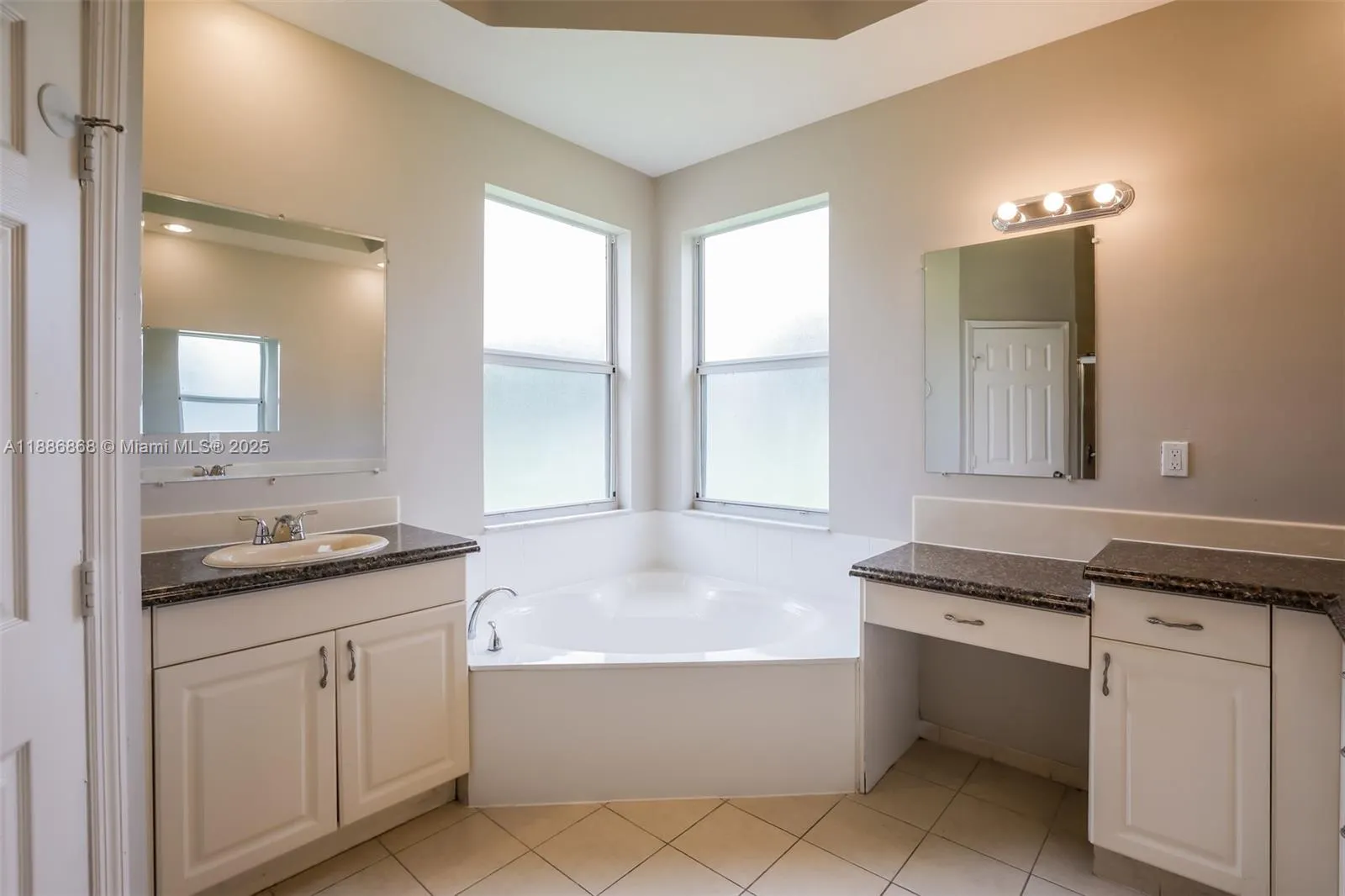 16498 SW 288 Ln