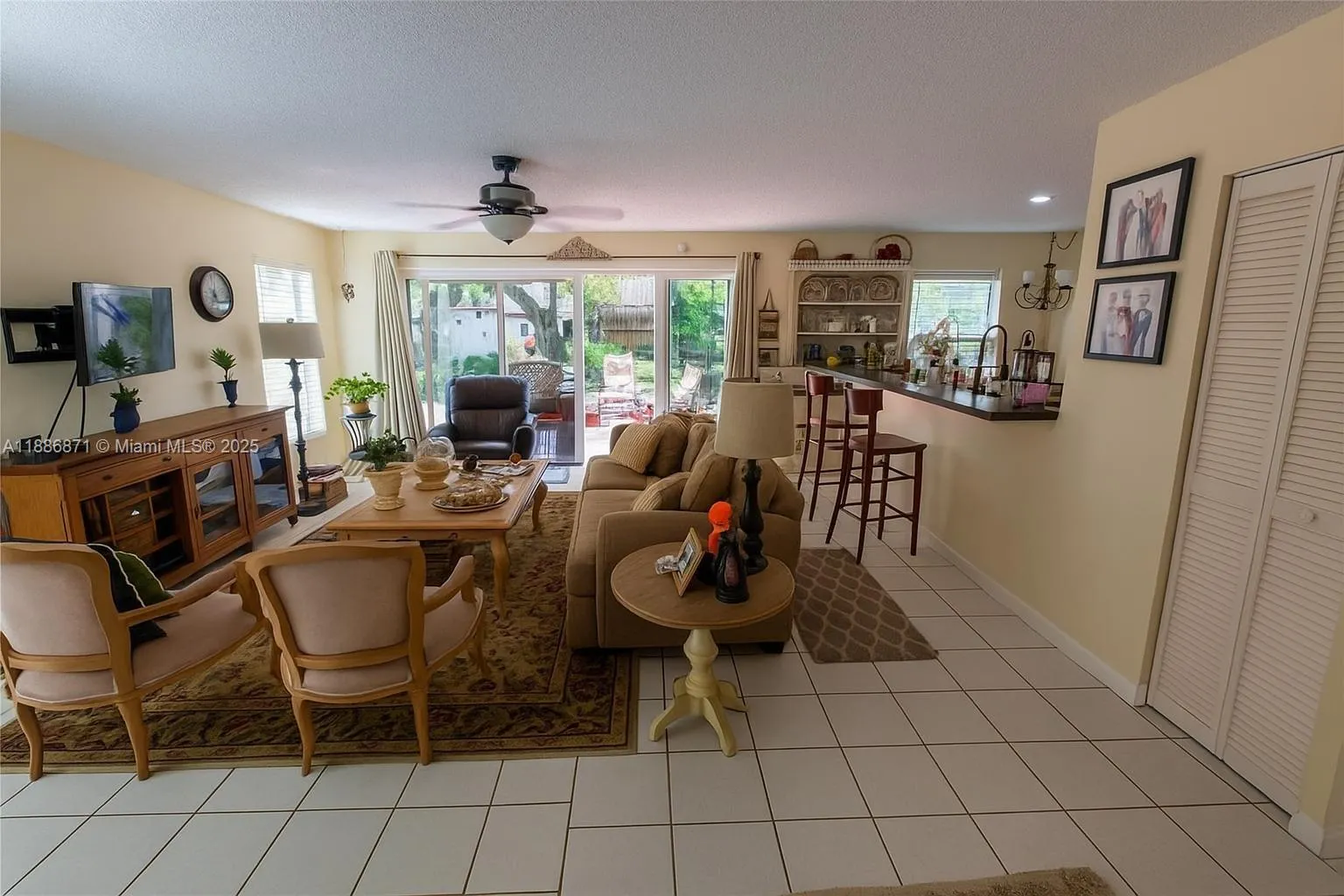 10740 SW 14th Ct