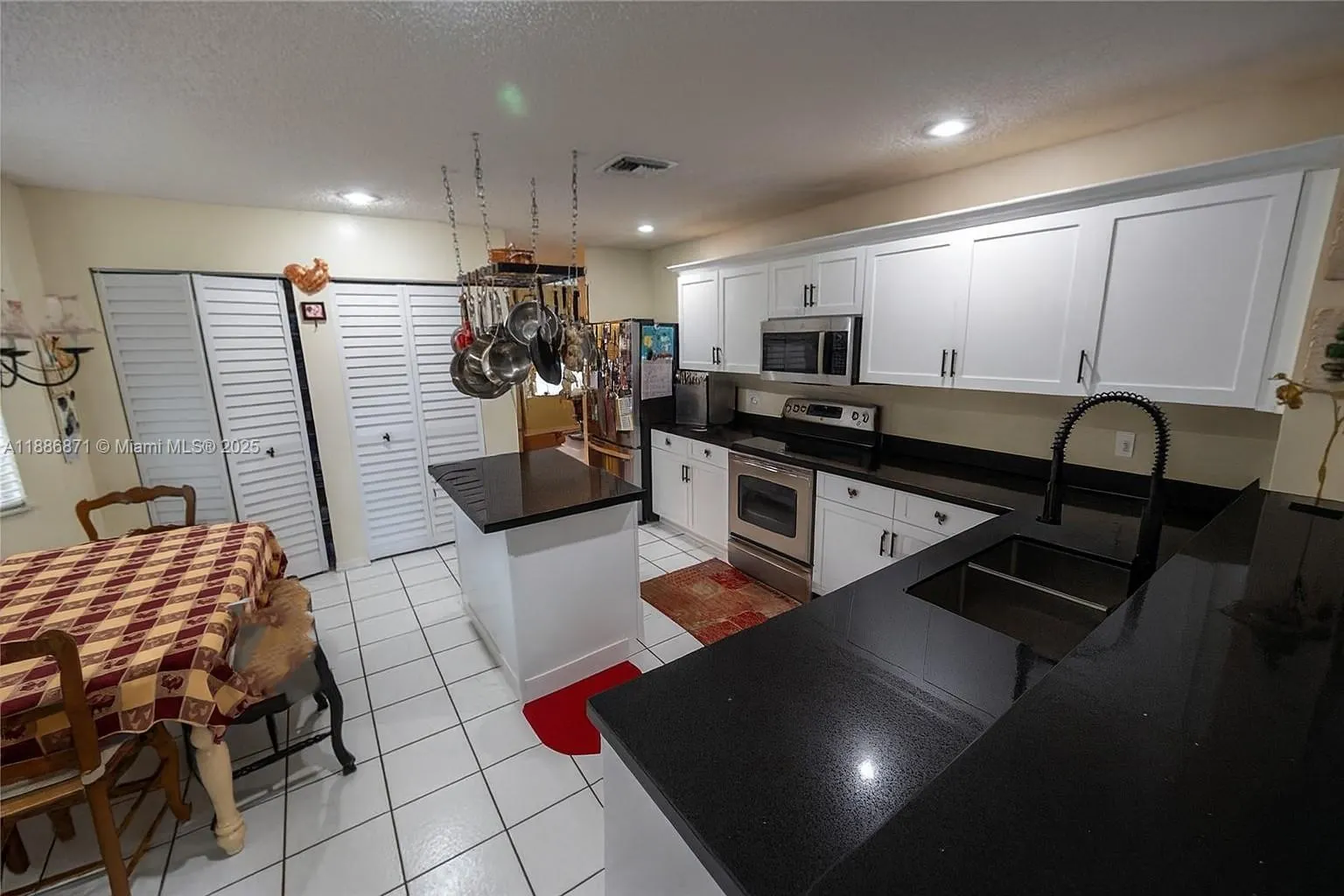 10740 SW 14th Ct