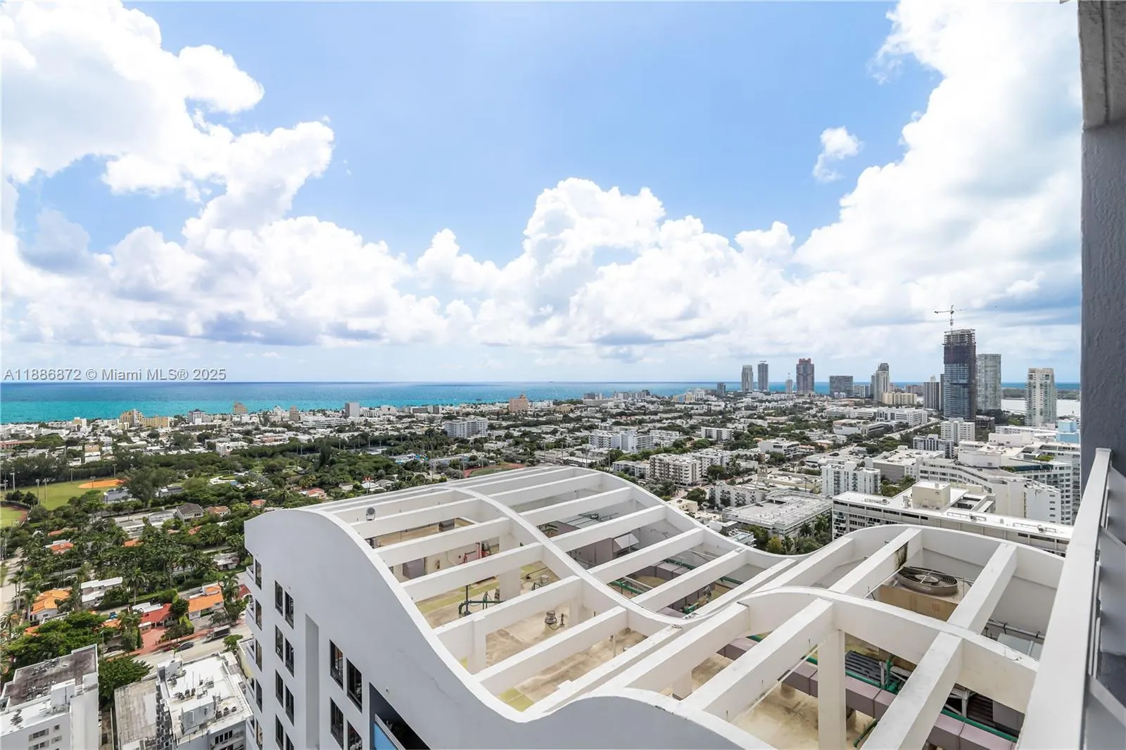 1330 West Ave, #3507