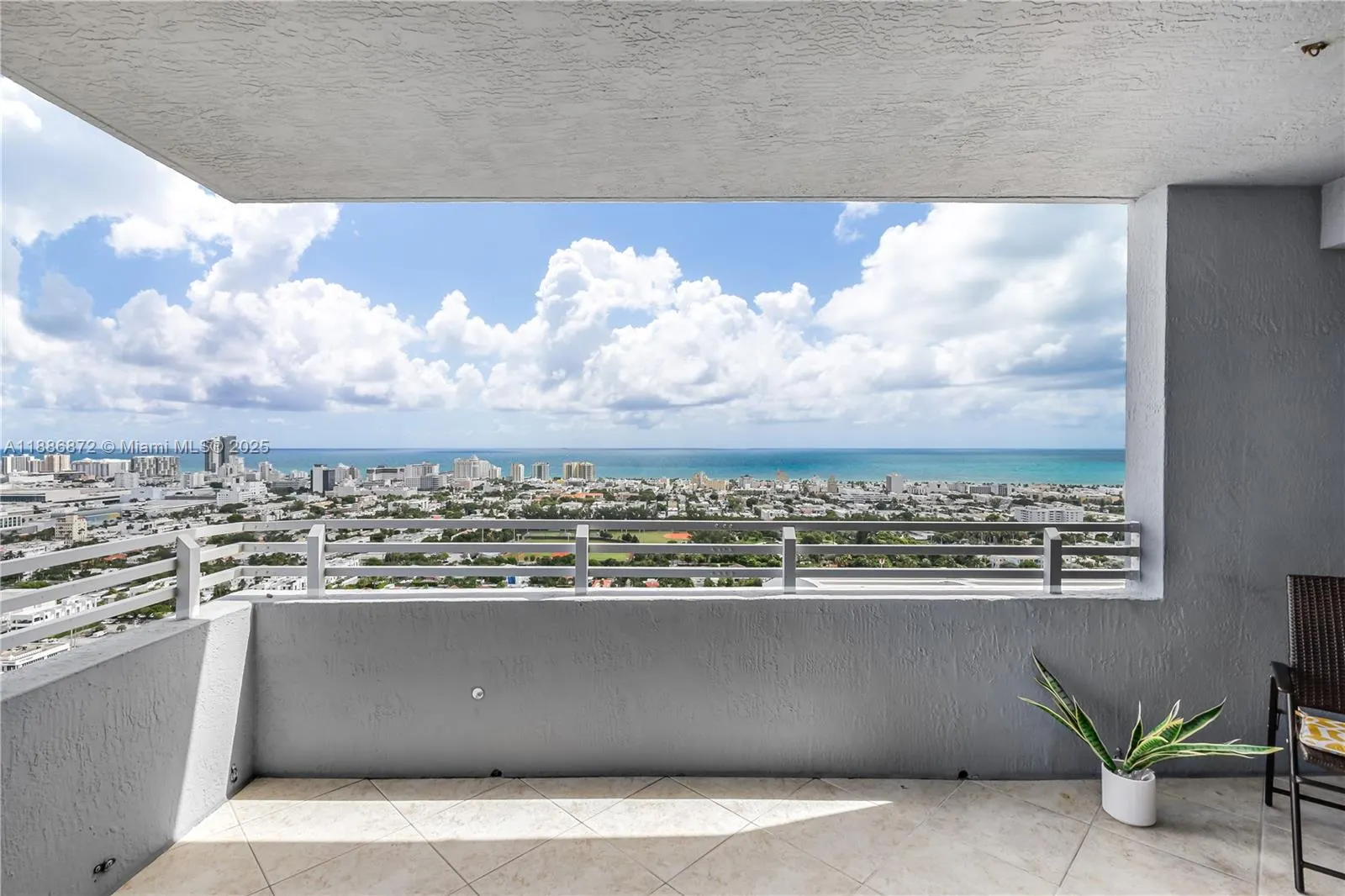 1330 West Ave, #3507