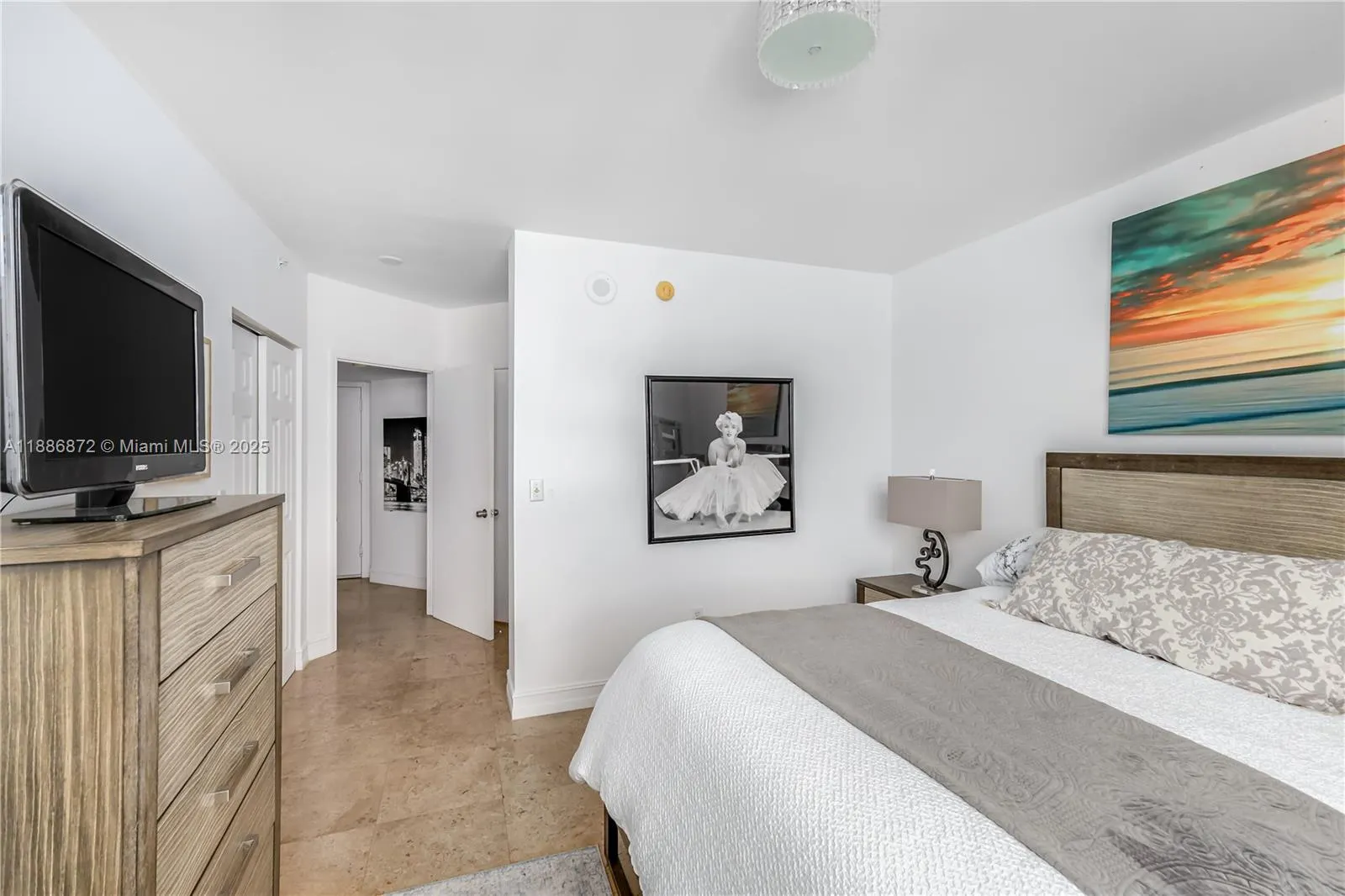 1330 West Ave, #3507