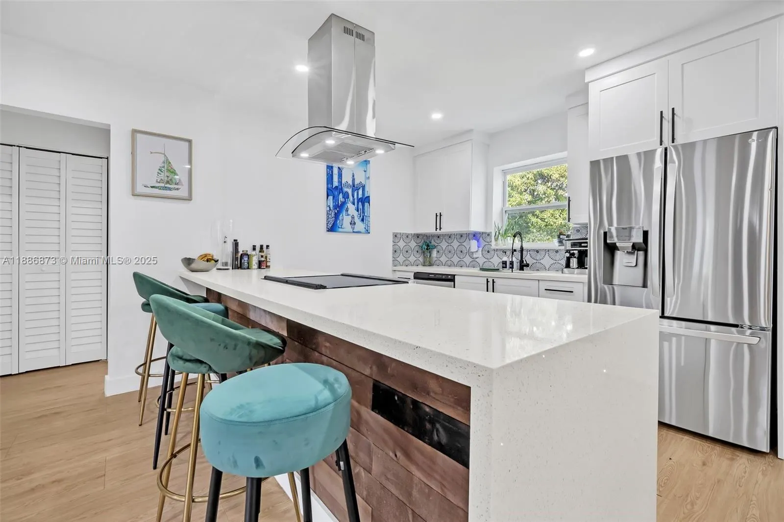 1401 NW 52nd St