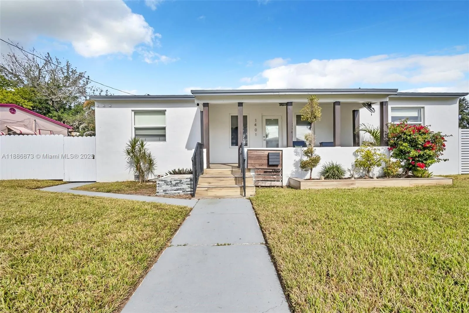 1401 NW 52nd St