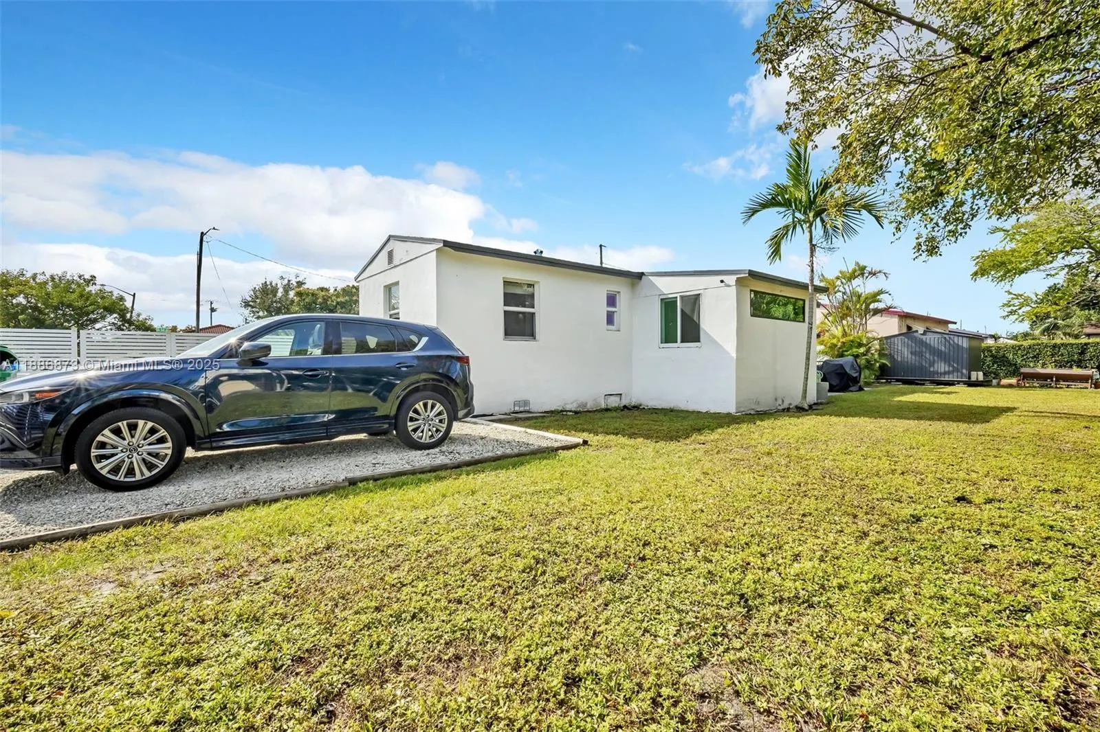 1401 NW 52nd St
