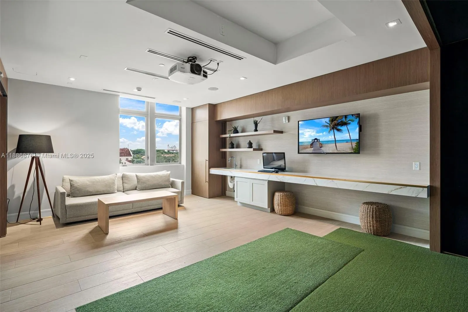 515 Valencia Ave, #1201