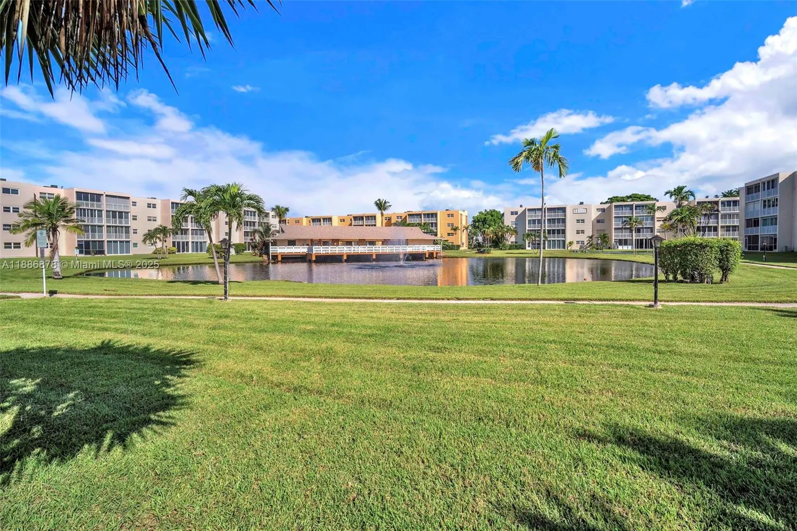 205 SE 11th Ter, #101