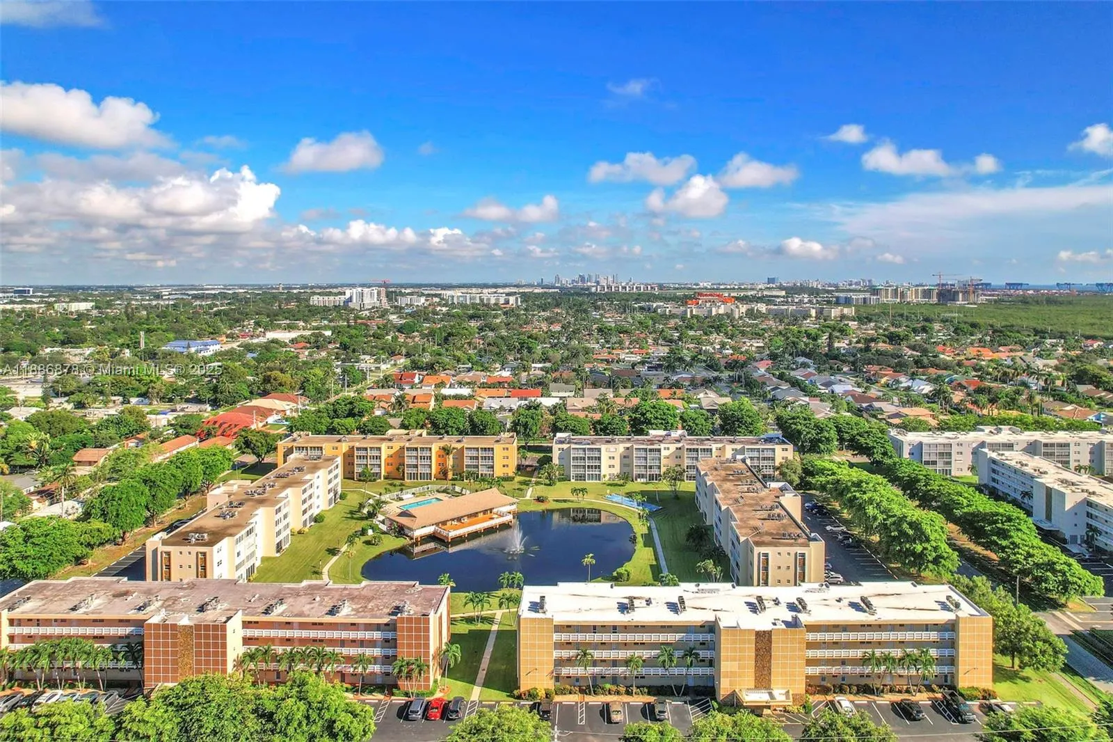 205 SE 11th Ter, #101