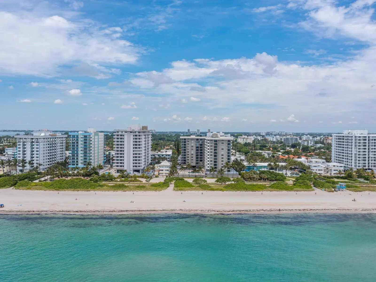 9273 Collins Ave, #703
