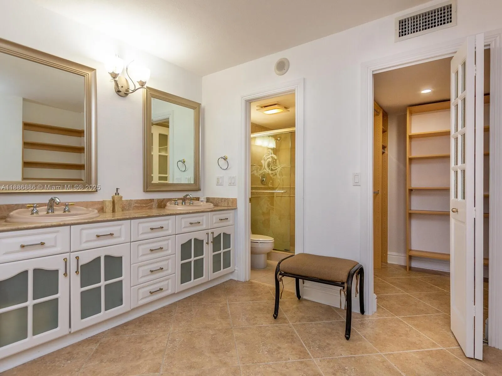 9273 Collins Ave, #703
