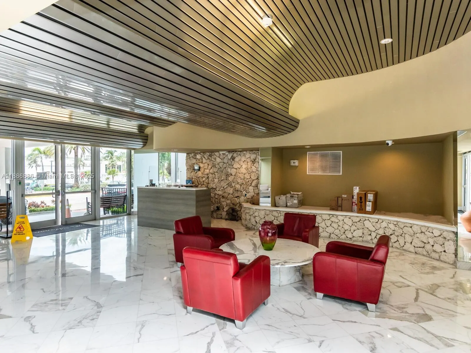 9273 Collins Ave, #703