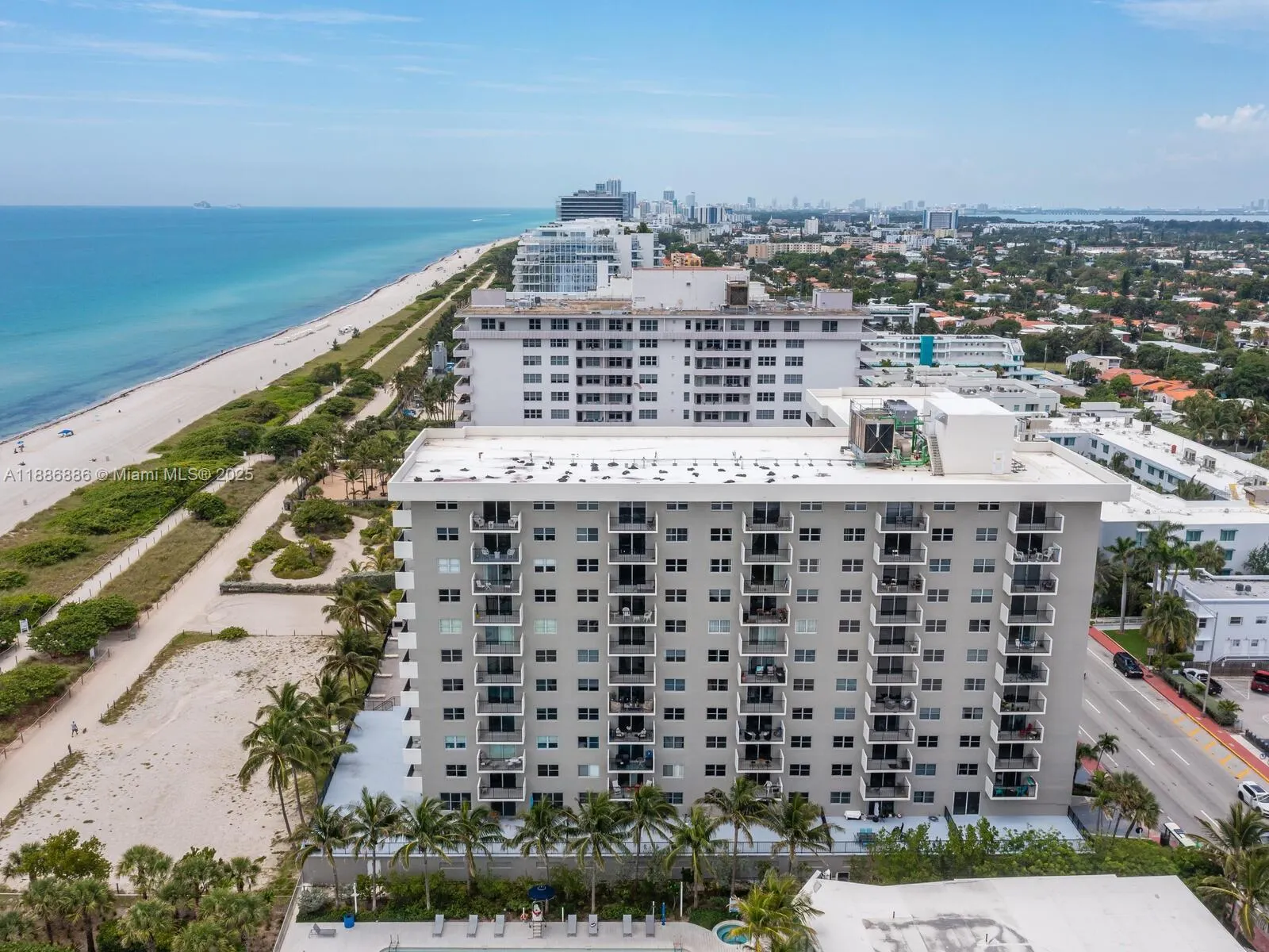 9273 Collins Ave, #703