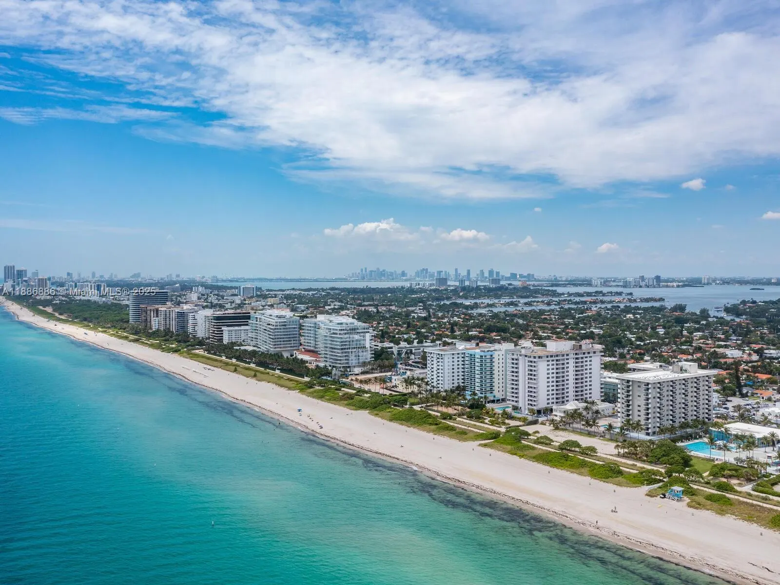 9273 Collins Ave, #703