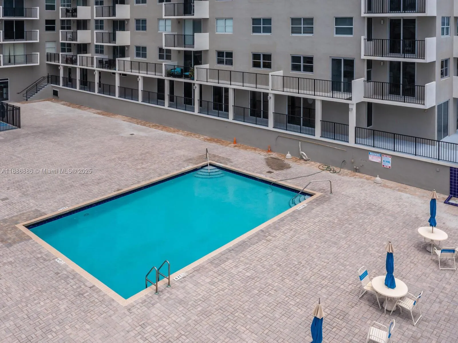 9273 Collins Ave, #703