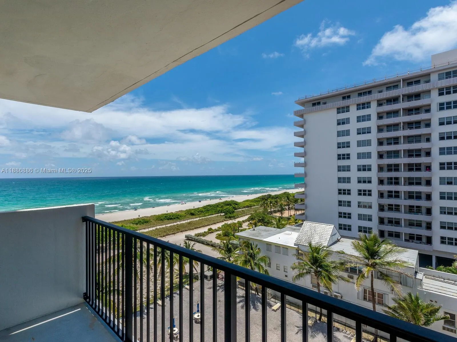9273 Collins Ave, #703