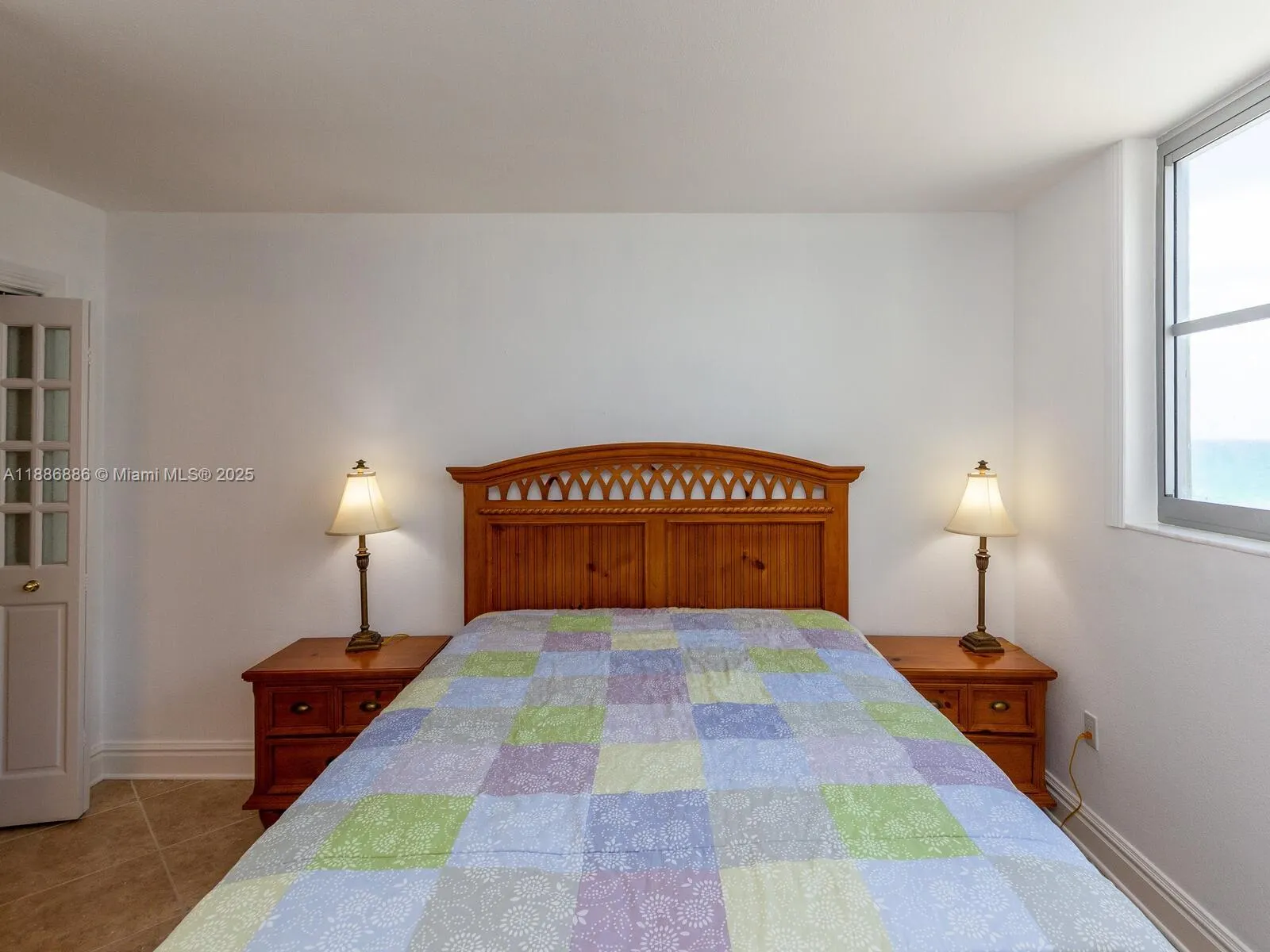 9273 Collins Ave, #703