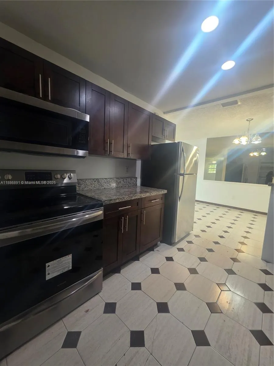 11500 SW 181st Ter, #0