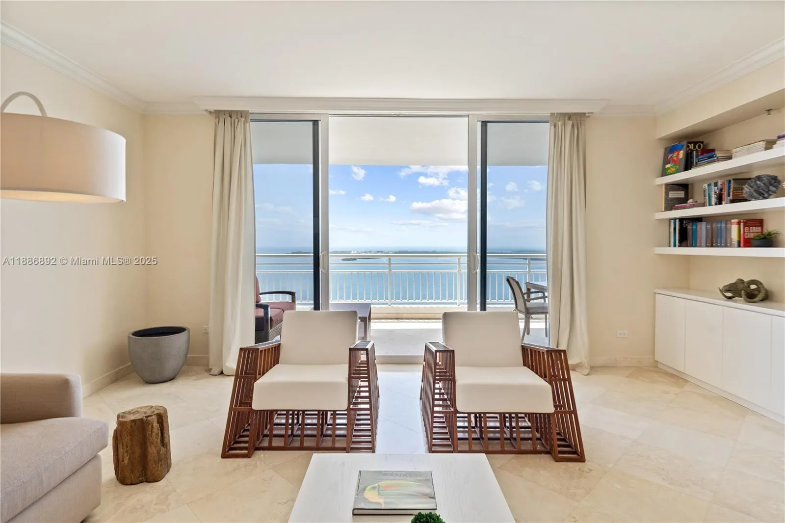 808 Brickell Key Dr, #3304