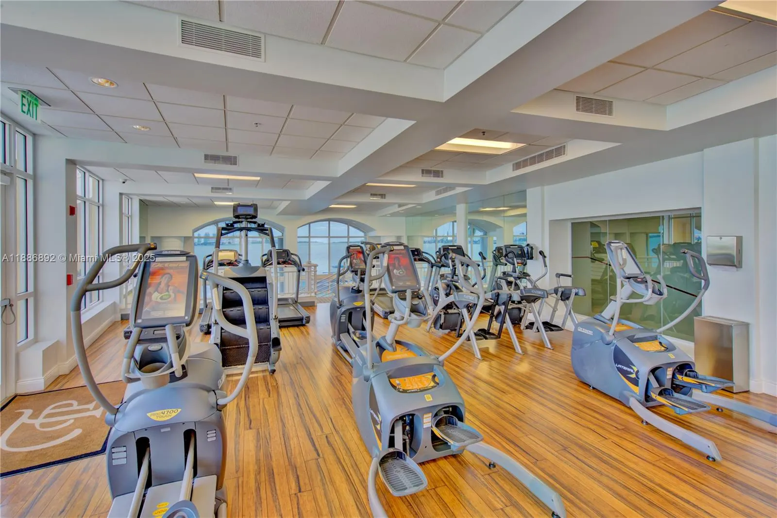 808 Brickell Key Dr, #3304