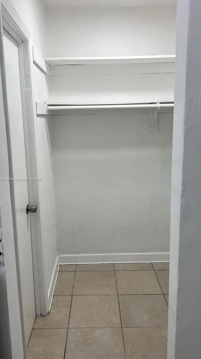 2900 W Flagler St