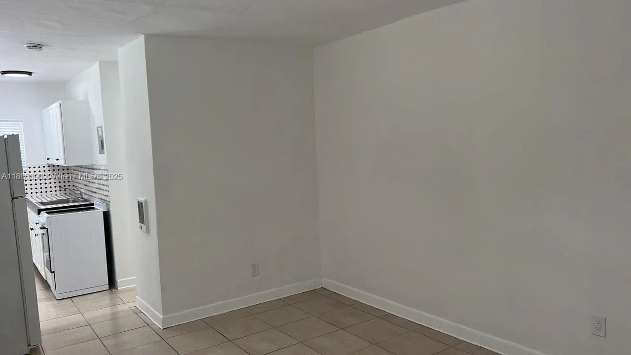 2900 W Flagler St
