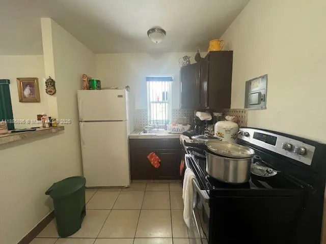 2900 W Flagler St