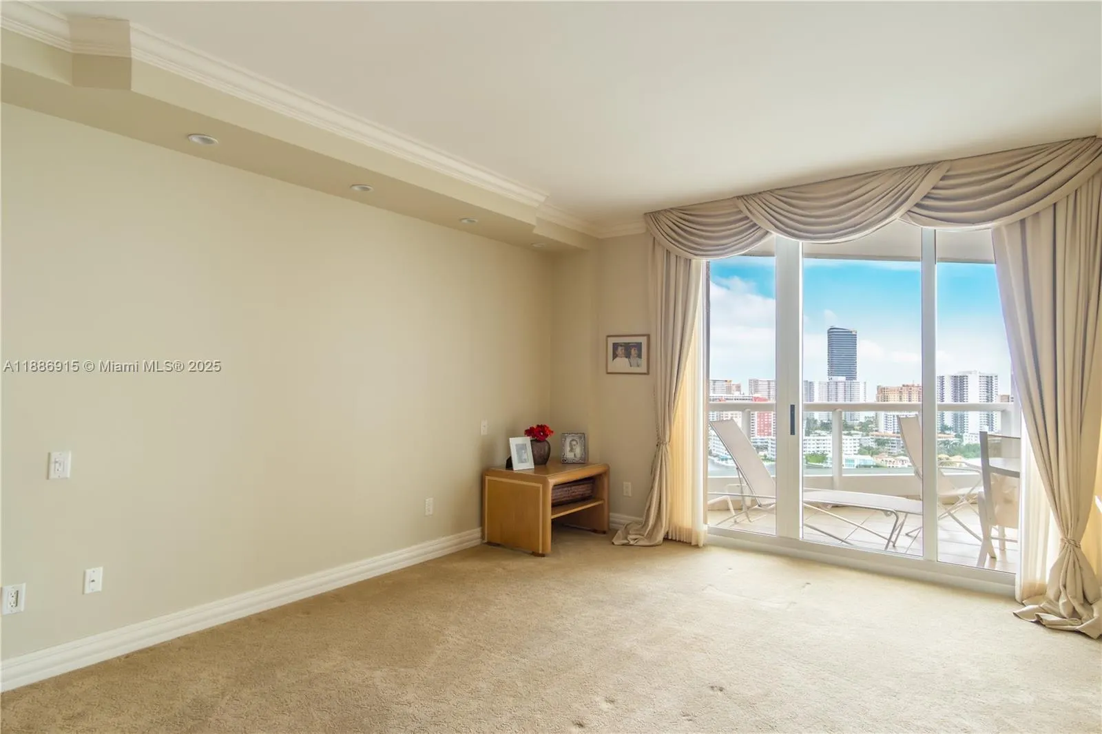 21050 Point Pl, #2203