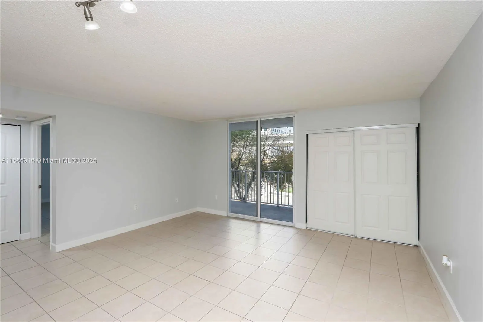 850 N Miami Ave, #W-305
