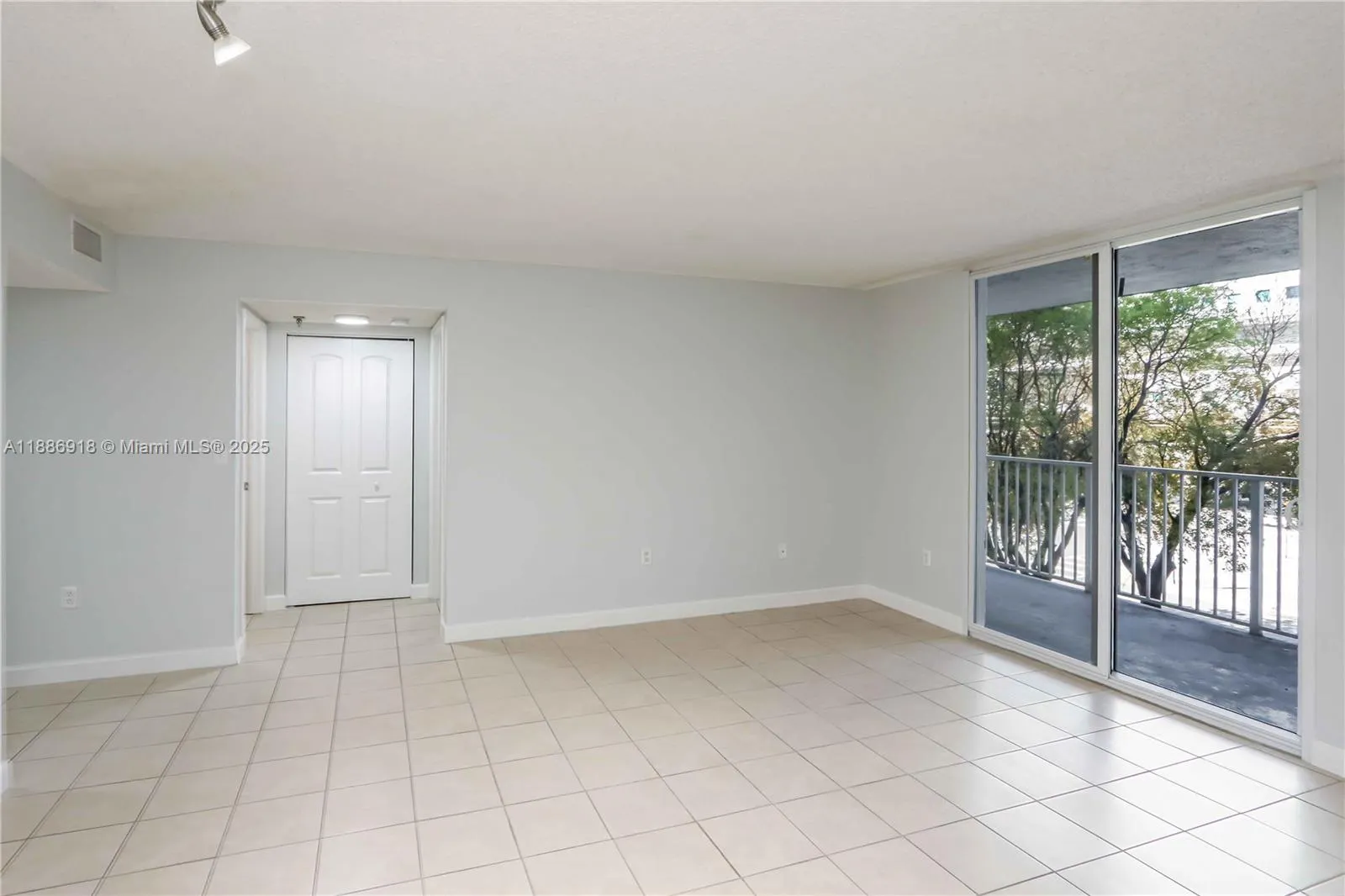 850 N Miami Ave, #W-305