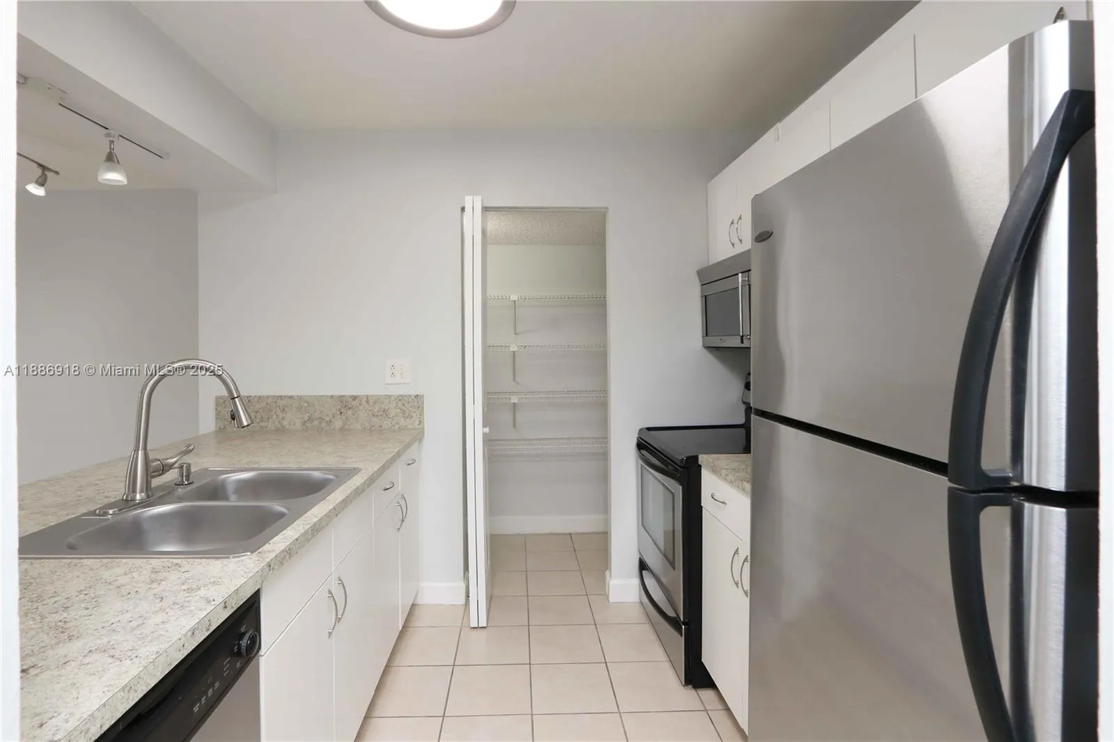 850 N Miami Ave, #W-305