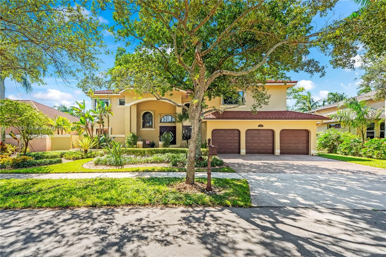 18112 NW 15th Ct