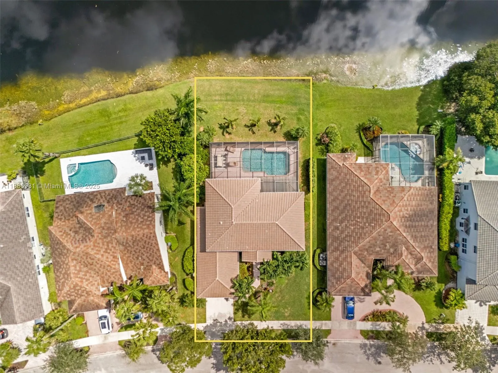 420 Montclaire Dr