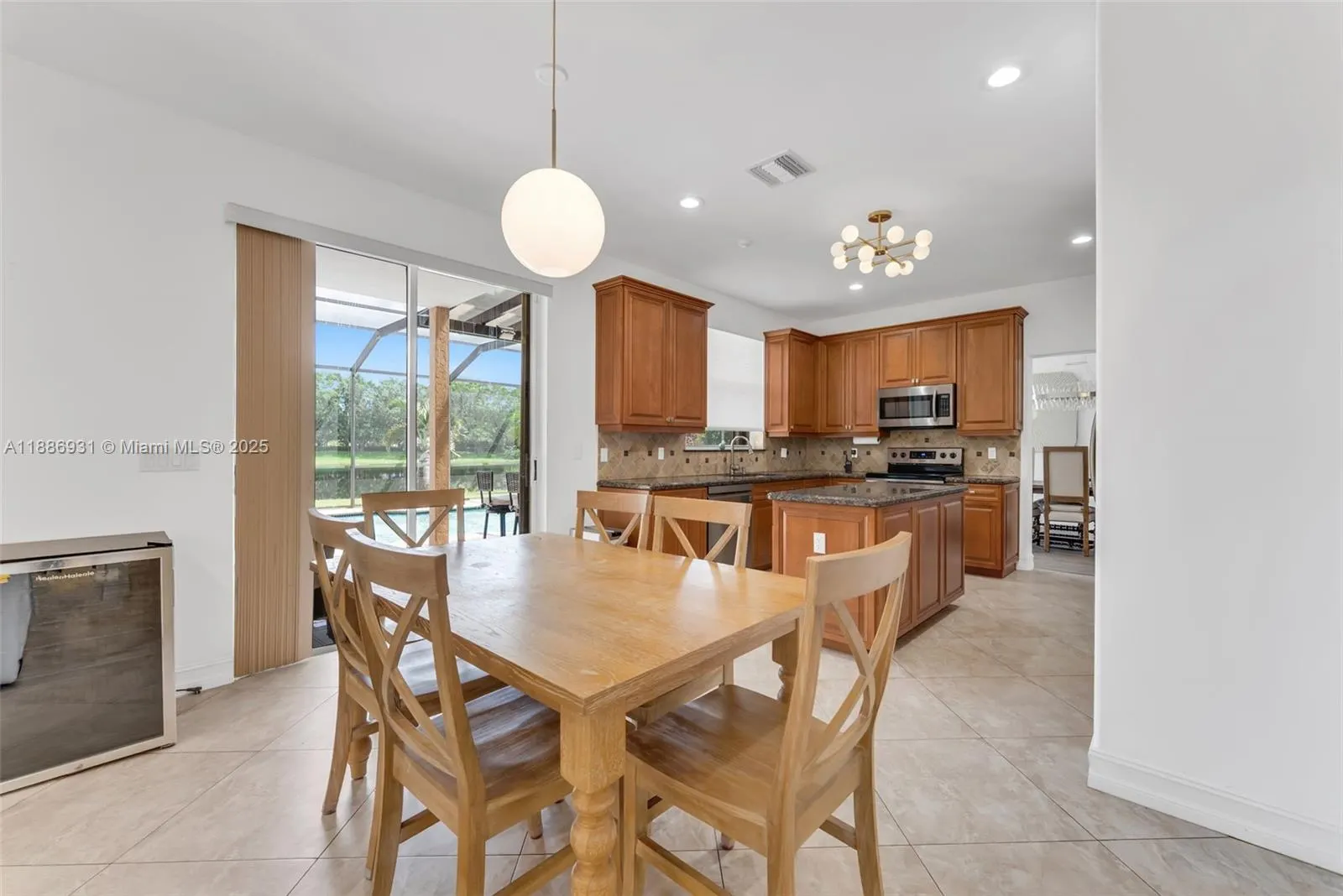 420 Montclaire Dr