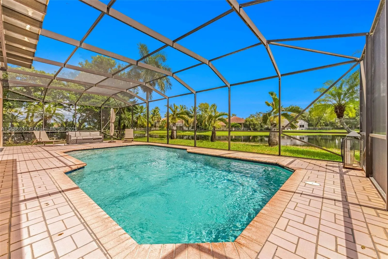 420 Montclaire Dr