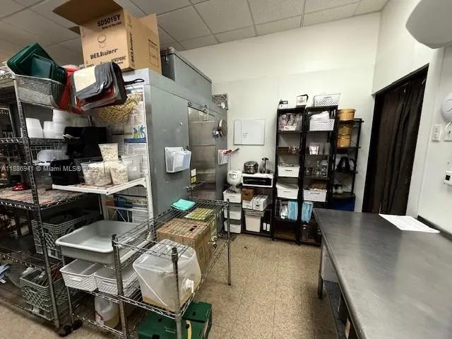 10728 NW 74TH ST RESTAURANT