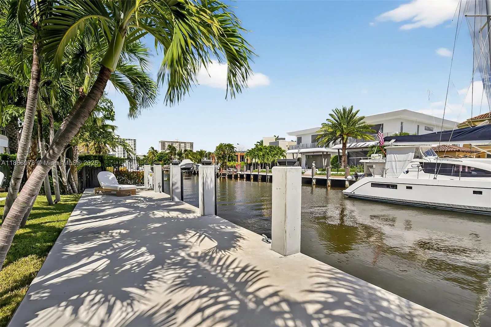 620 Solar Isle Dr