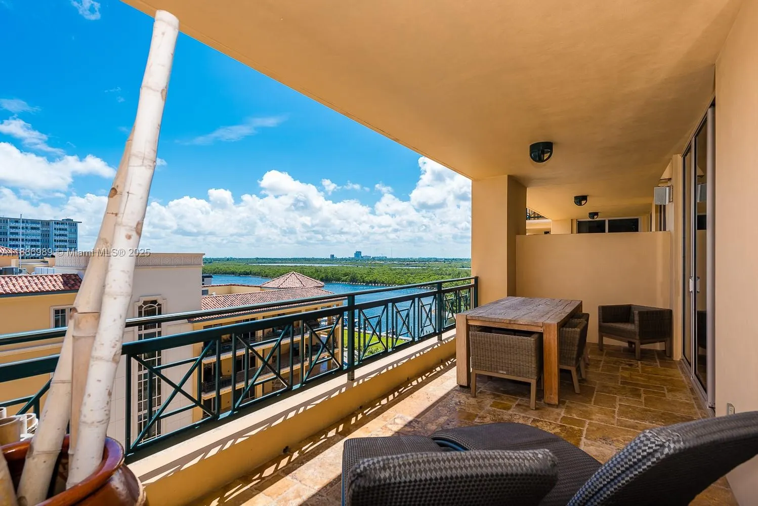 3501 N Ocean Dr, #7C