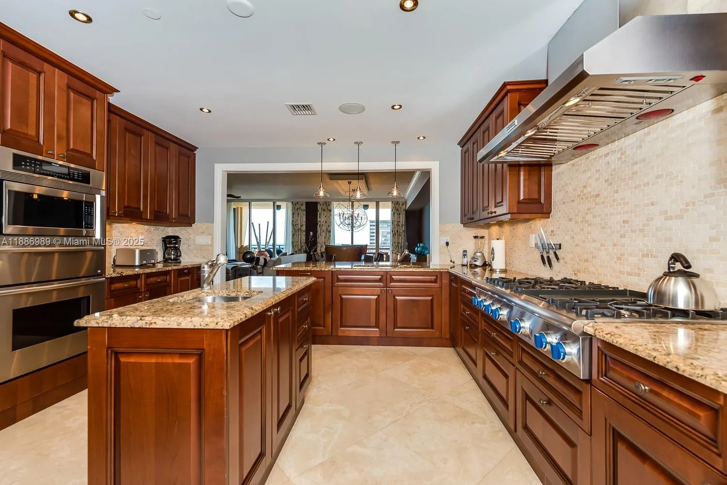 3501 N Ocean Dr, #7C