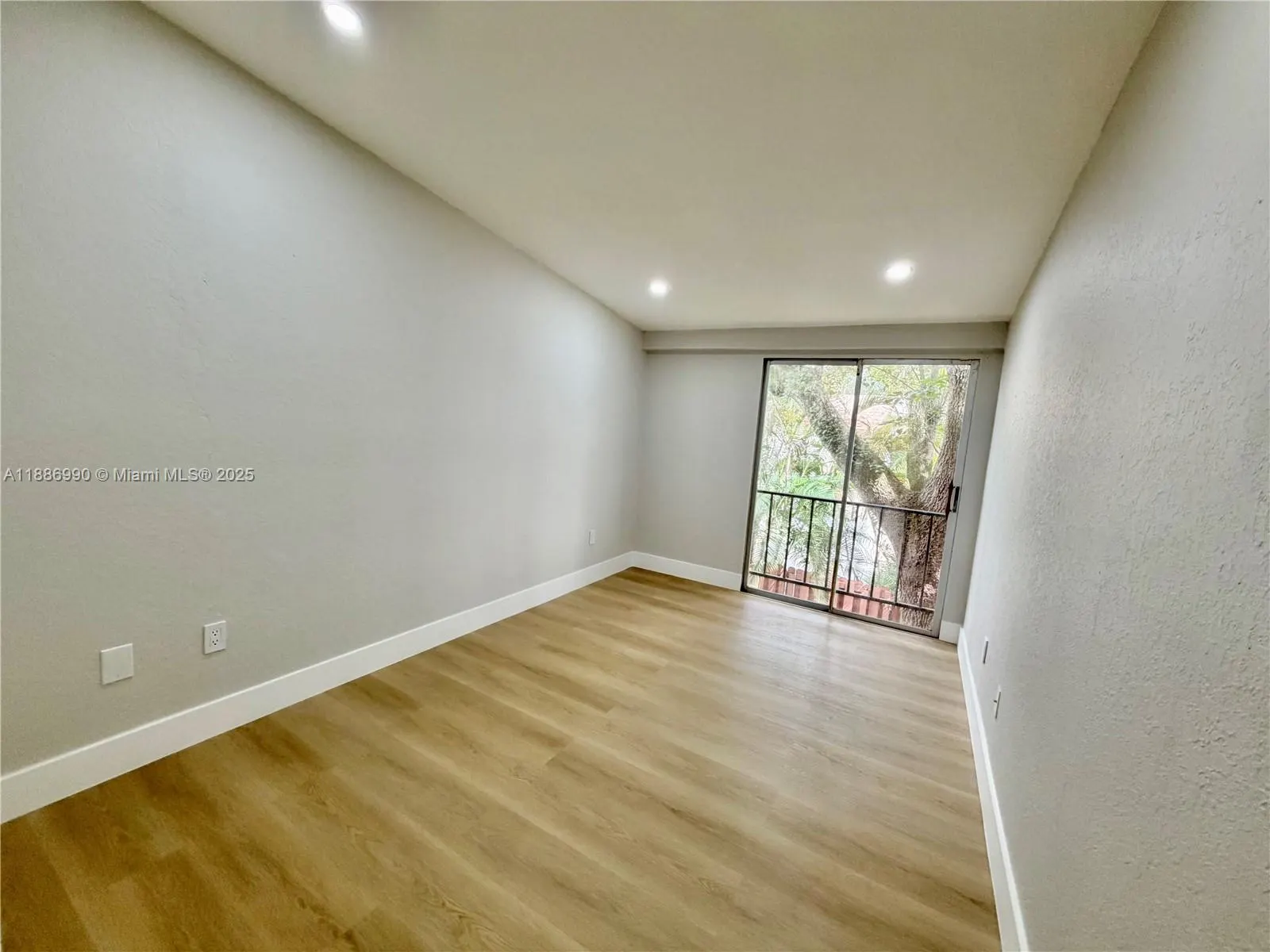7887 SW 105th Pl, #-