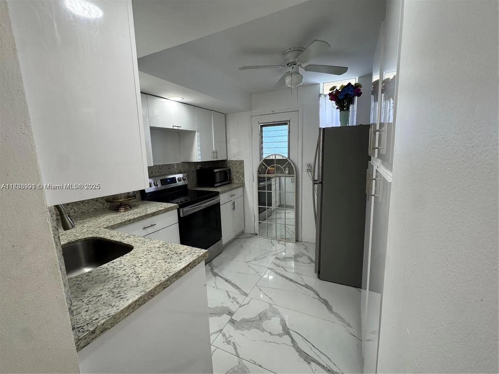 2980 Point East Dr, #D102