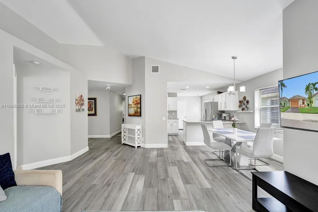 2655 Arborwood Rd