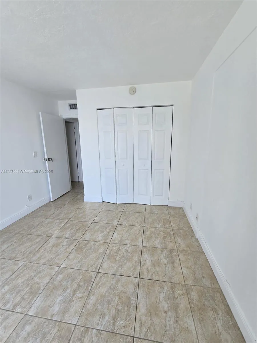 200 SE 15th Rd, #6B