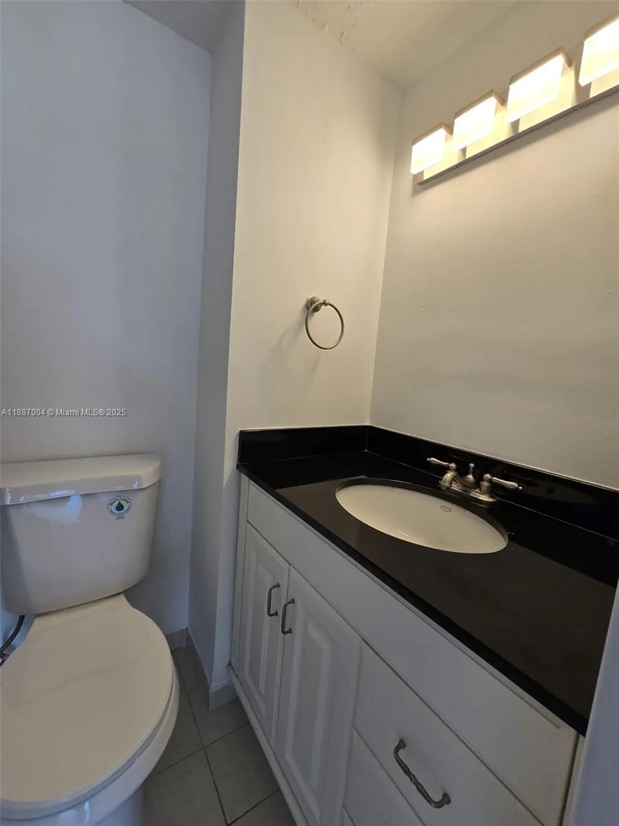 200 SE 15th Rd, #6B